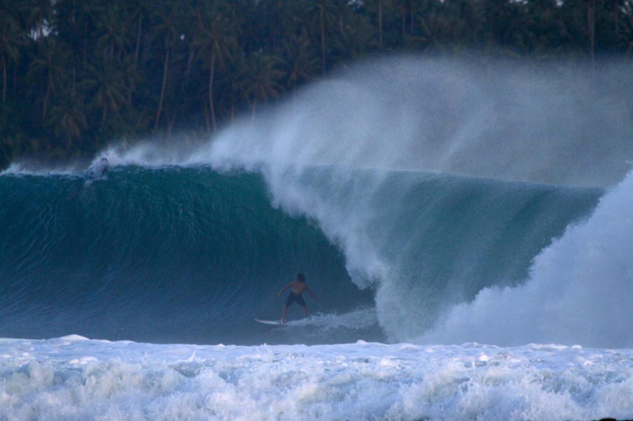 Hotel Oseda Nias Surf House Hilibotodane Exterior foto
